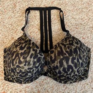 Victoria’s Secret camo push-up bra 36DD